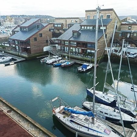 Charmant Studio Situe Sur Le Port De Deauville Exterior foto